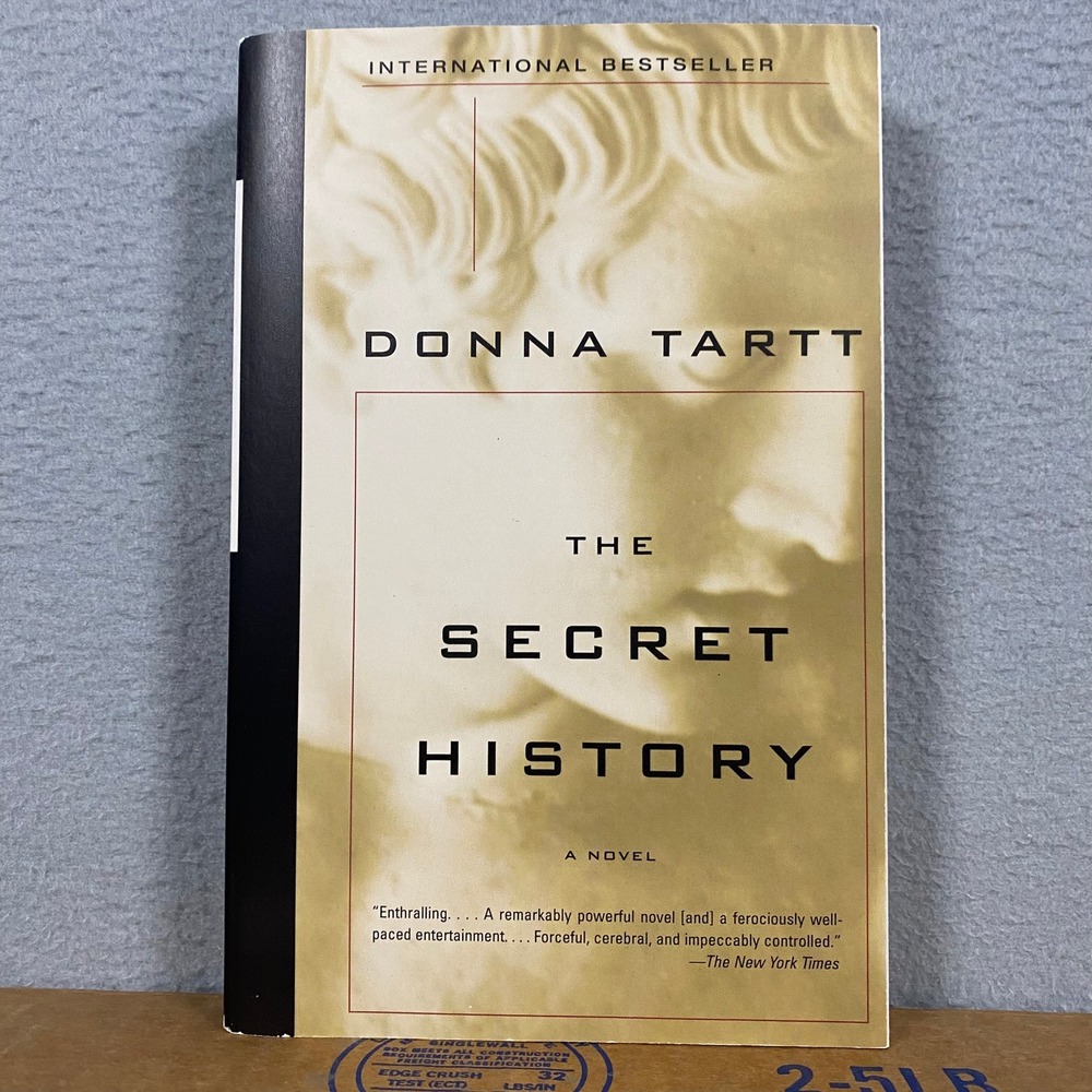 The Secret History Novel Donna Tartt Paperback Tan Black Dark Academia